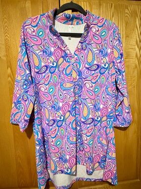 Lulu-B Pink, Purple, and Blue Paisley Button-Front Tunic SPF fabric